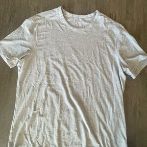 Light grey lululemon tshirt